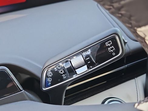 New 2025 Lincoln Nautilus Black Label image 23