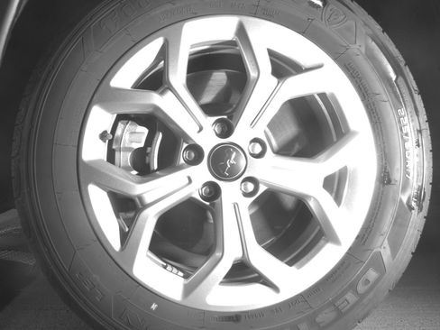 Used 2025 Jeep Compass Latitude image 12