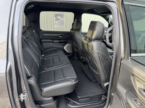 Used 2019 RAM 1500 Limited image 33
