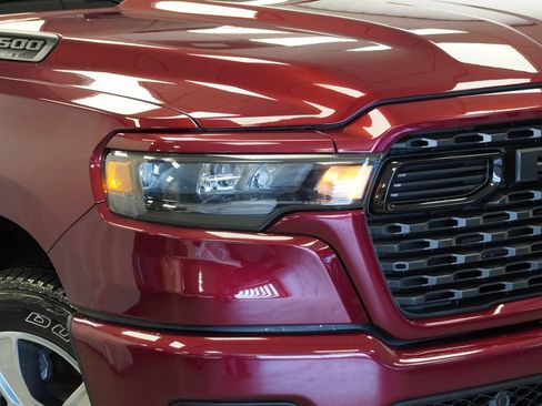 Certified 2025 RAM 1500 Tradesman AWD/4WD image 6