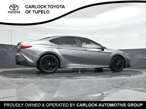 Used 2025 Toyota Camry SE FWD image 39