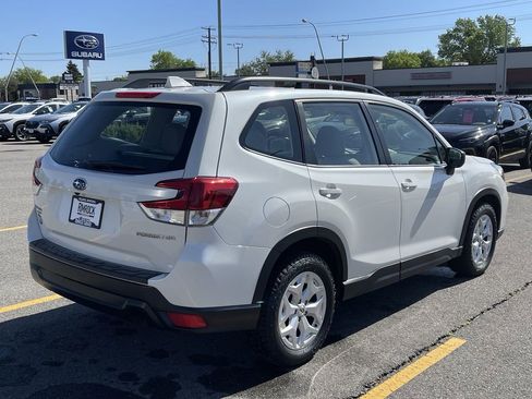Used 2021 Subaru Forester AWD/4WD image 10