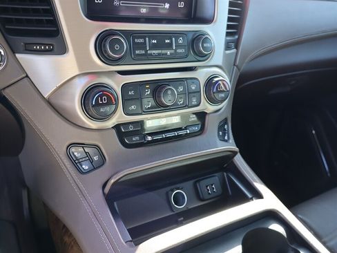 Used 2015 GMC Yukon Denali AWD/4WD image 27