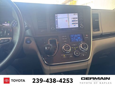 Used 2018 Toyota Sienna XLE Premium image 20