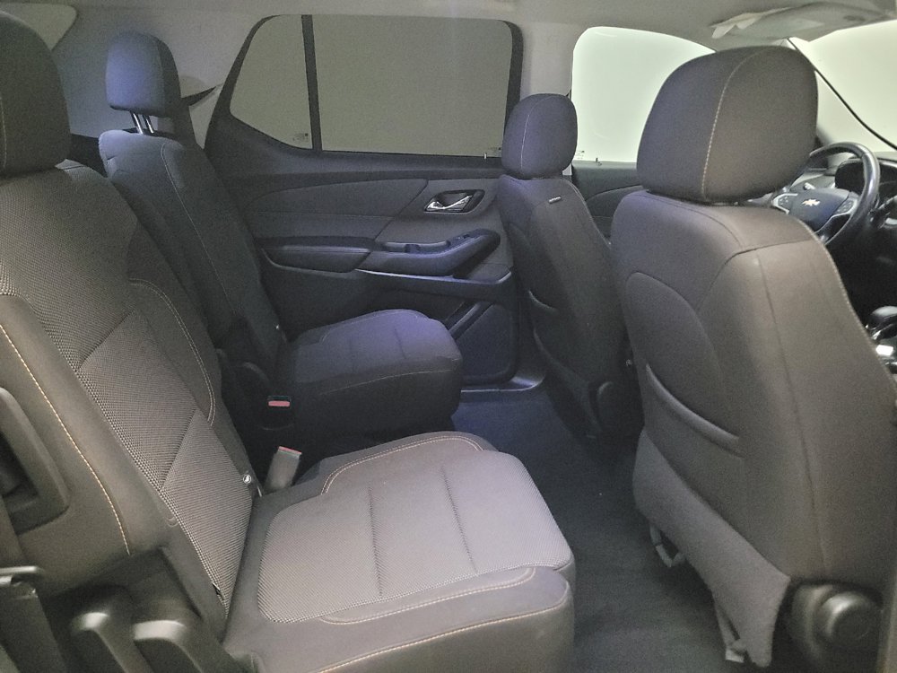 Used 2021 Chevrolet Traverse LT FWD image 19