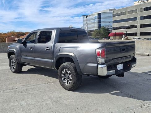 Used 2023 Toyota Tacoma TRD Off-Road image 3