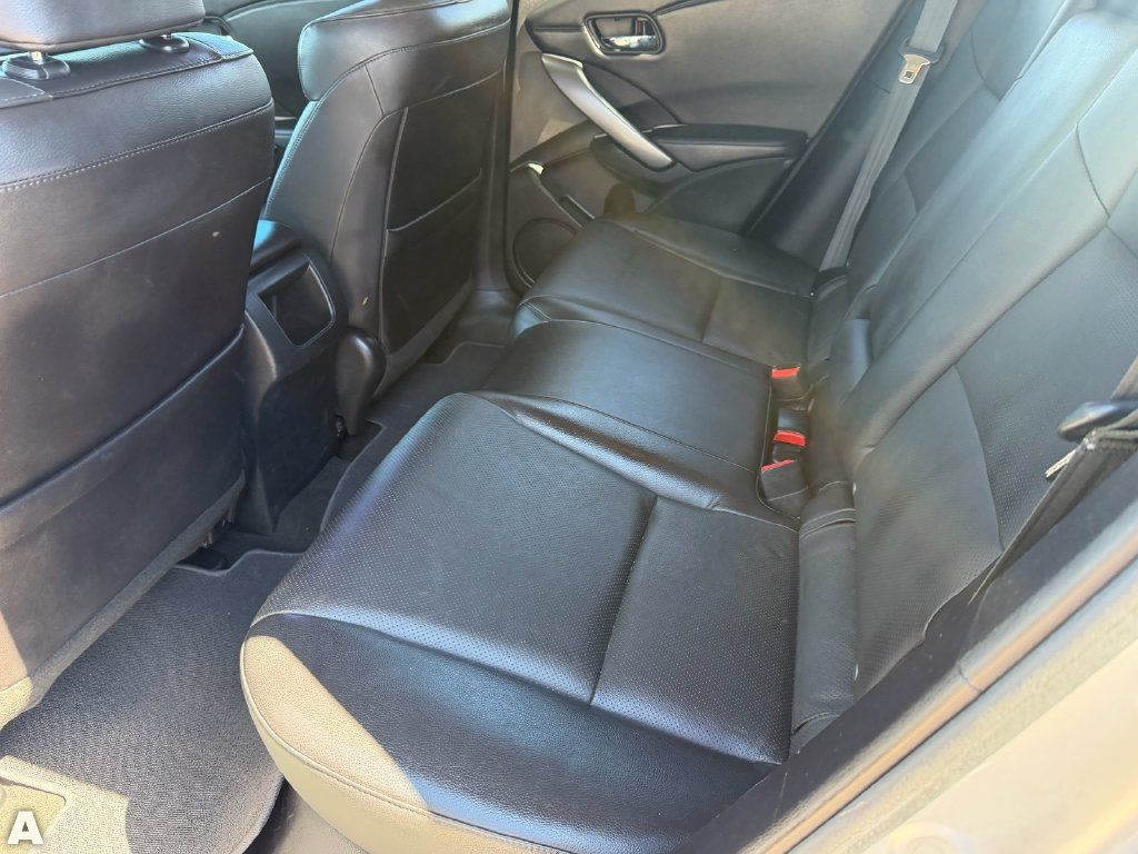 Used 2015 Acura RDX FWD image 18