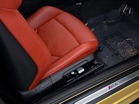 Used 2018 BMW M4 Coupe RWD image 38