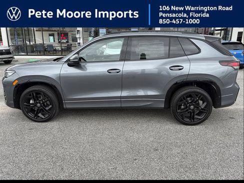 New 2026 Volkswagen Tiguan SE R-Line AWD/4WD image 1