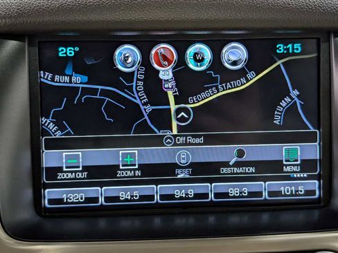 Certified 2017 GMC Yukon Denali image 28