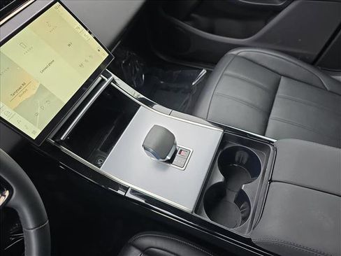 Used 2024 Land Rover Range Rover Evoque S image 22