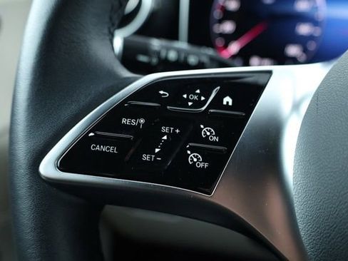 Certified 2025 Mercedes-Benz GLC 300 image 14