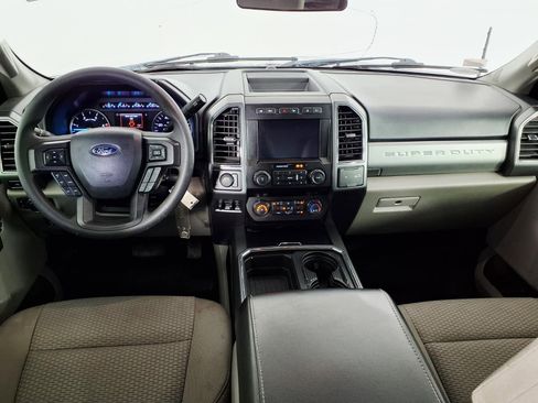 Used 2020 Ford F250 XLT w/ XLT Premium Package AWD/4WD image 11