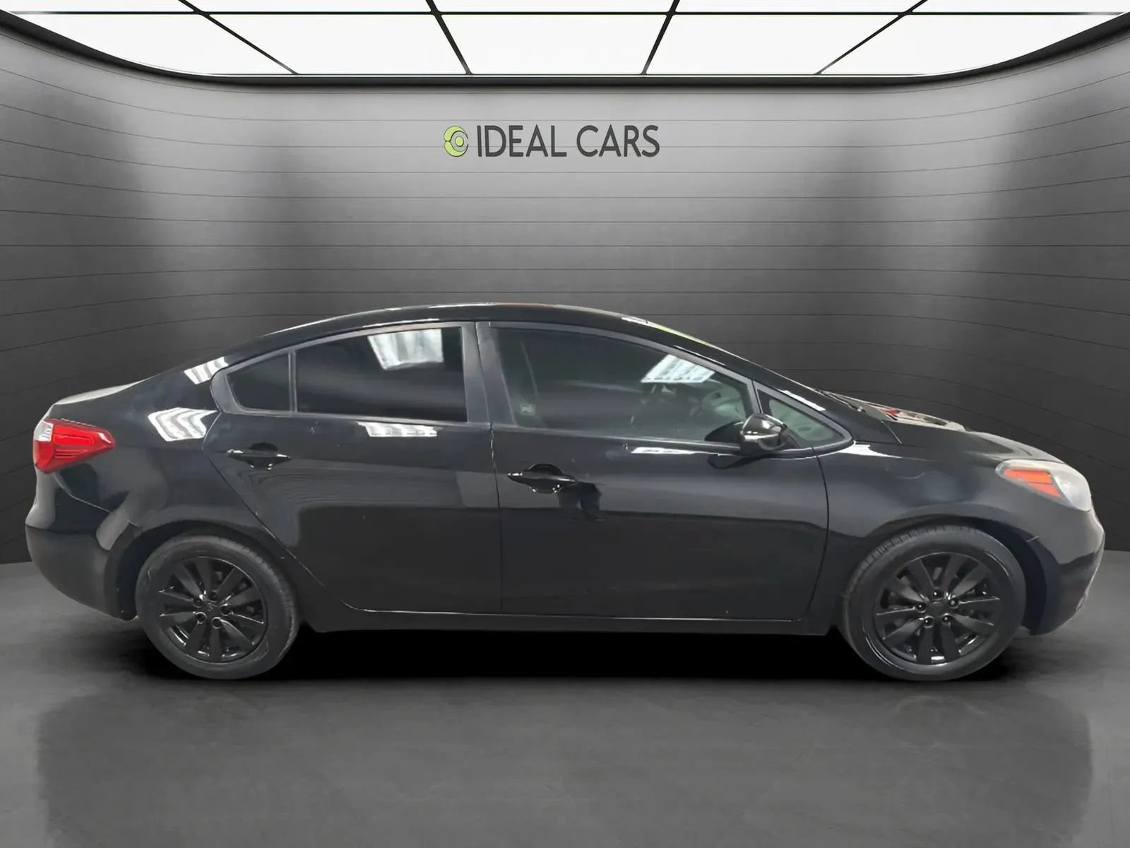 Used 2015 Kia Forte LX w/ Popular Package FWD image 4