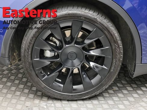 Used 2021 Tesla Model Y 2WD image 23