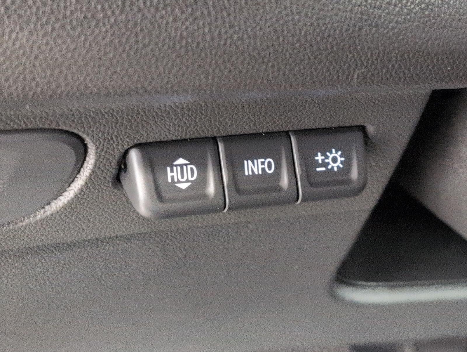 Used 2023 Buick Envision Avenir AWD/4WD image 12