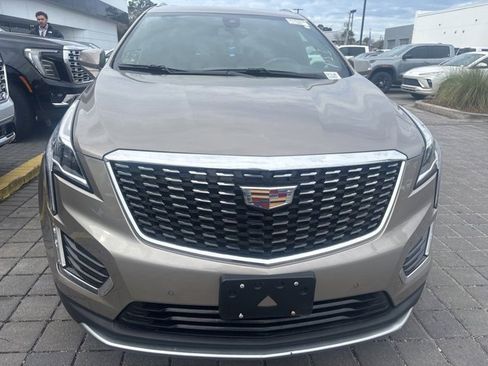 Certified 2022 Cadillac XT5 Premium Luxury image 9