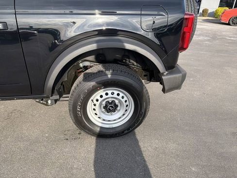 New 2025 Ford Bronco Base image 7