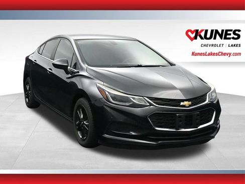 Used 2016 Chevrolet Cruze LT w/ LT Convenience Package FWD image 1
