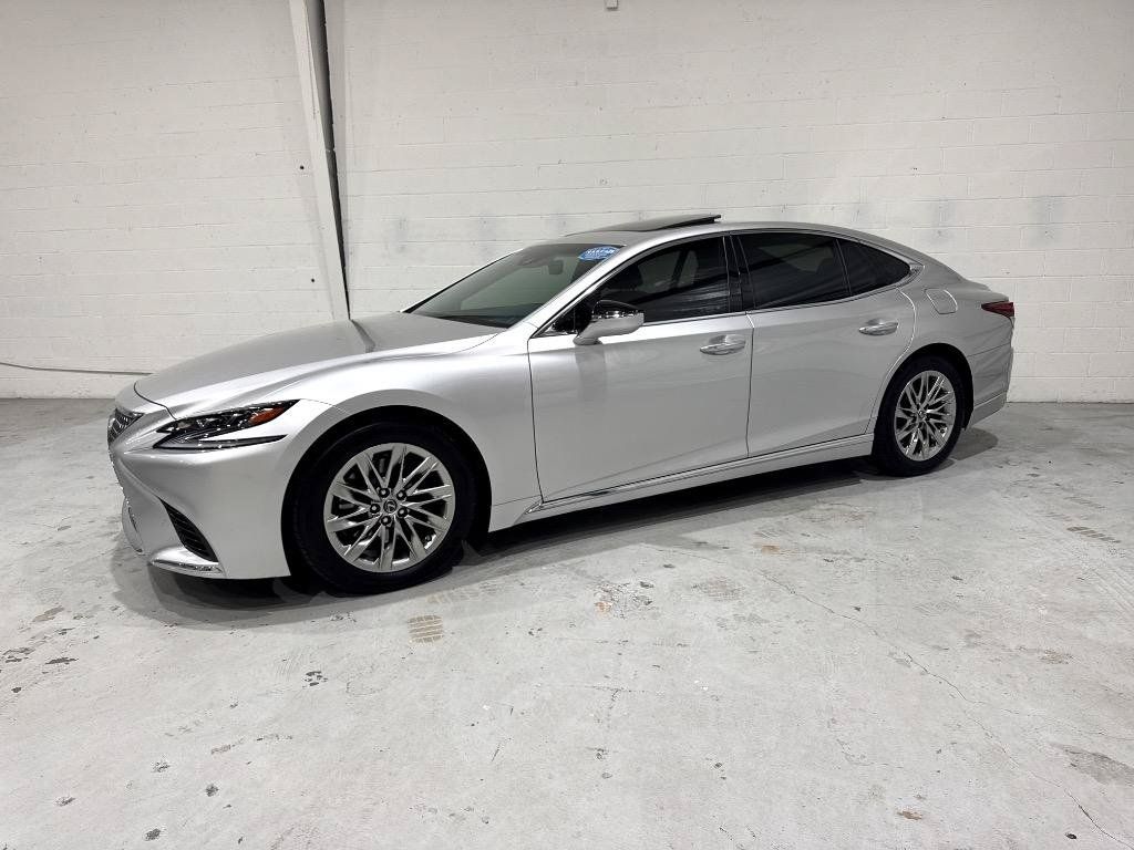Used 2018 Lexus LS 500 w/ Accessory Package (Z1) RWD image 21