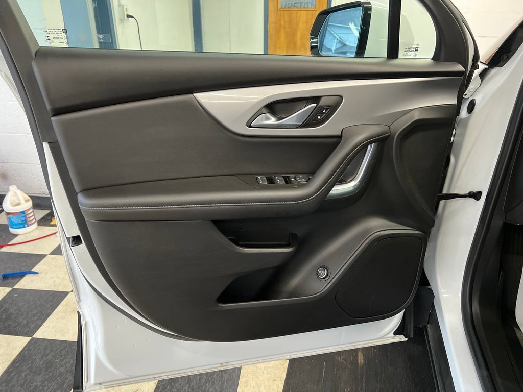Used 2022 Chevrolet Blazer LT AWD/4WD image 33