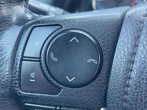 Used 2019 Toyota Corolla SE image 16