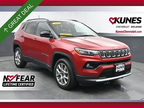 Used 2025 Jeep Compass Limited AWD/4WD image 1