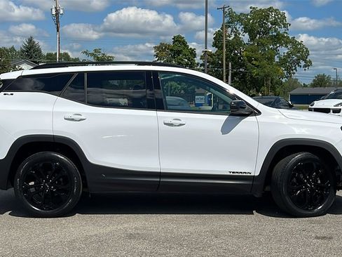 Used 2020 GMC Terrain SLE image 4