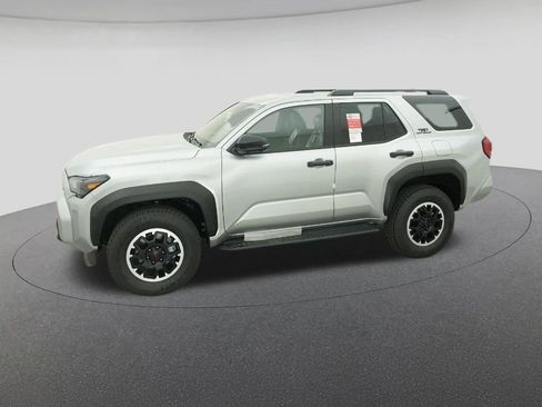 New 2025 Toyota 4Runner TRD Off-Road Premium image 2