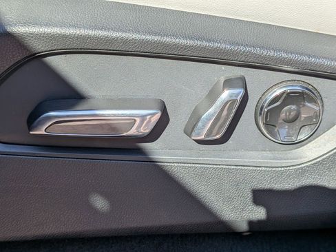 Used 2023 Acura MDX SH-AWD w/ Technology Package image 16