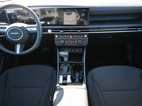 Used 2026 Hyundai Tucson SE image 12