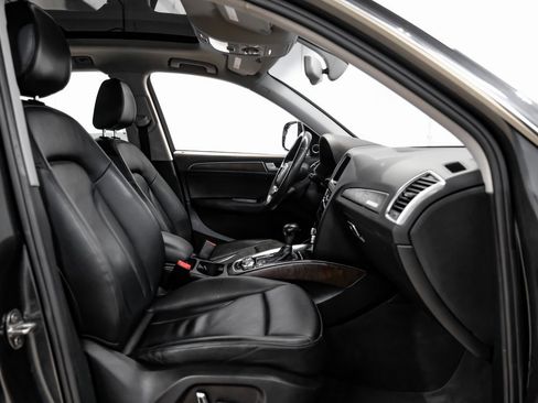 Used 2017 Audi Q5 2.0T Premium Plus w/ Technology Package image 43