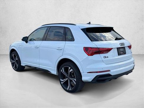 Used 2023 Audi Q3 2.0T Premium Plus w/ Premium Plus Package AWD/4WD image 8