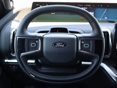 New 2025 Ford Expedition Max Platinum w/ Stealth Appearance Package image 30