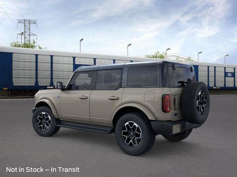 New 2025 Ford Bronco Outer Banks image 4