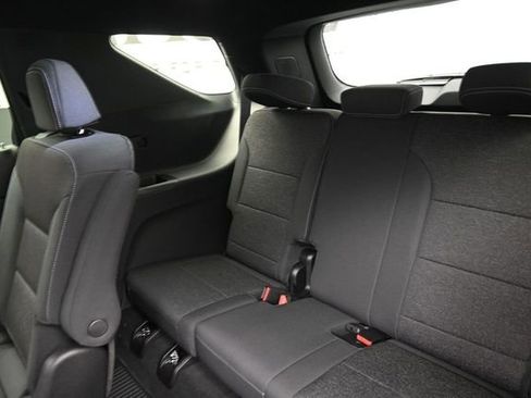 New 2026 Chevrolet Traverse LT w/ LPO, Floor Liner Package FWD image 9