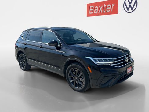 Certified 2022 Volkswagen Tiguan SE AWD/4WD image 1