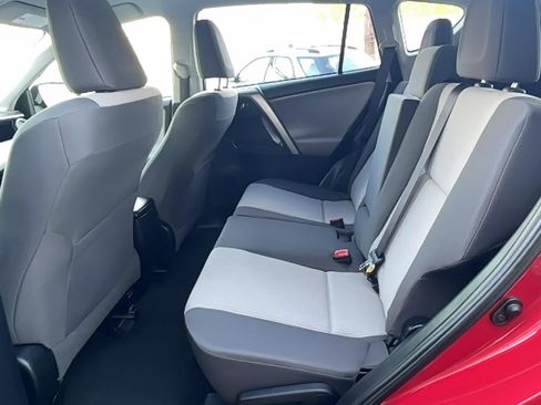 Used 2014 Toyota RAV4 LE AWD/4WD image 15