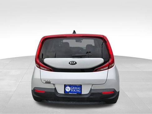 Used 2020 Kia Soul LX image 8