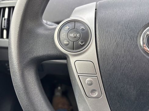 Used 2015 Toyota Prius Two image 20