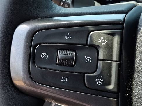 Used 2024 Chevrolet Silverado 1500 High Country w/ Technology Package AWD/4WD image 10