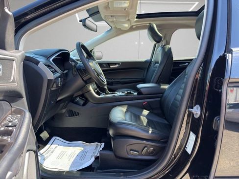 Used 2016 Ford Edge SEL w/ Equipment Group 201A AWD/4WD image 9
