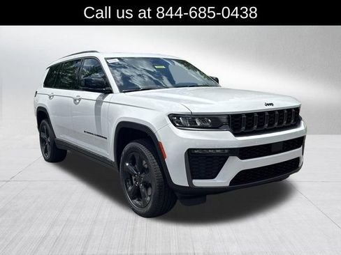 New 2026 Jeep Grand Cherokee L Limited w/ Limited Altitude Package AWD/4WD image 3