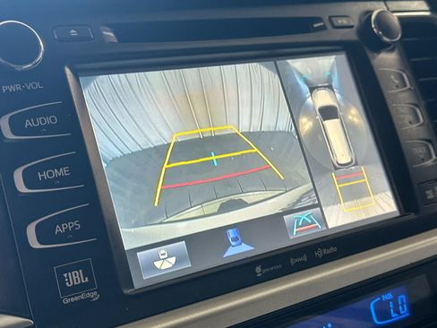 Used 2018 Toyota Highlander Limited Platinum AWD/4WD image 21