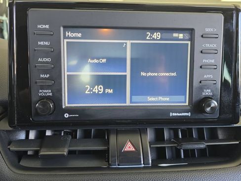 Used 2021 Toyota RAV4 XLE AWD/4WD image 10
