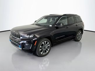 Used 2022 Jeep Grand Cherokee Overland AWD/4WD video 3