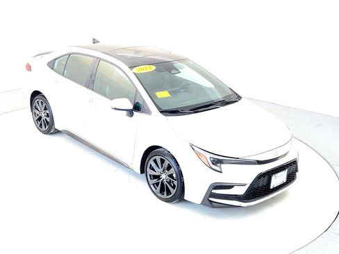 Certified 2024 Toyota Corolla XSE image 19