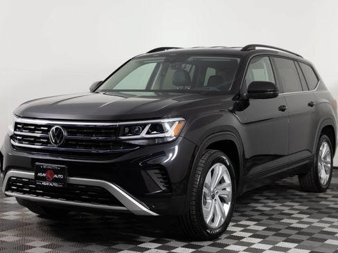 Used 2021 Volkswagen Atlas SE AWD/4WD image 2