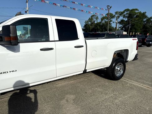 Used 2019 Chevrolet Silverado 2500 W/T w/ WT Convenience Package image 5