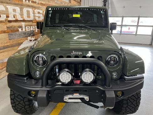 Used 2014 Jeep Wrangler Unlimited Rubicon w/ Connectivity Group AWD/4WD image 65